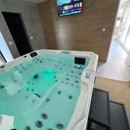Maison Avec Jaccuzi Privatif Pres D Etretat فيلة Criquetot-lʼEsneval